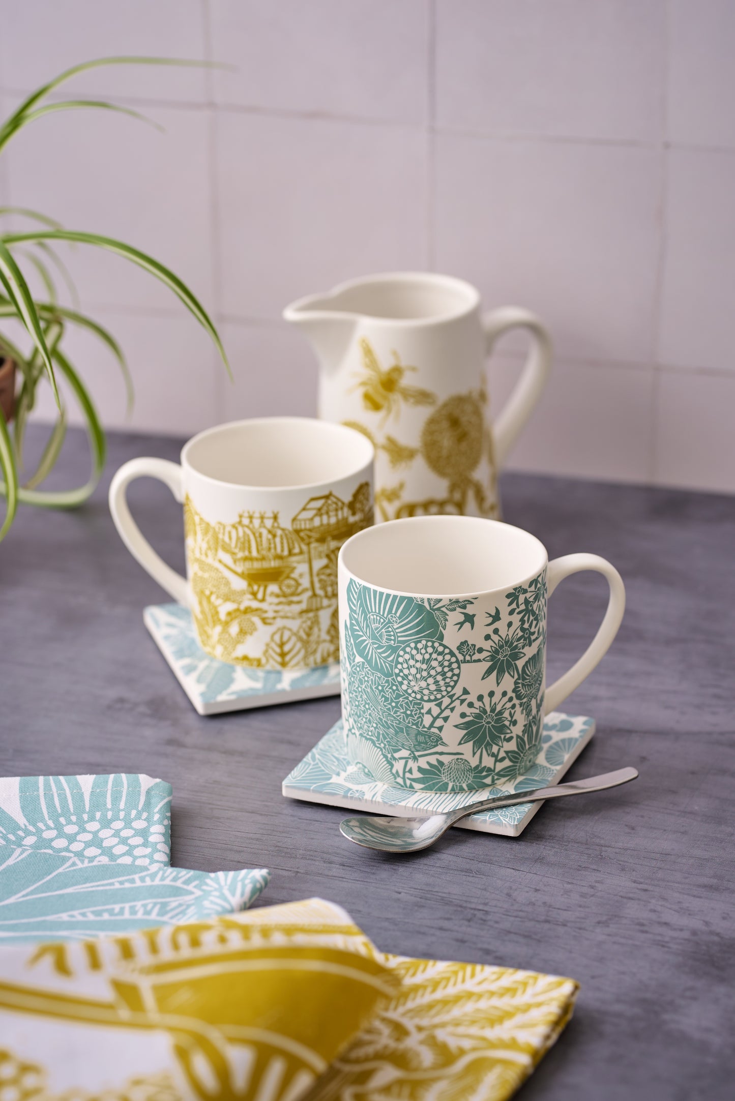 Classic mug (powder blue) 310ml